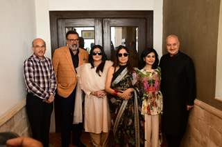 Neena Gupta, Sooraj Barjatiya, Boman Irani, Anupam Kher and Sarika snapped promoting their film Uunchai