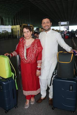 Guneet Monga And Sunny Kapoor spotted at the Mumbai airport