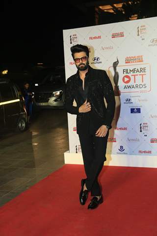 Maniesh Paul attend the Filmfare OTT Awards 2022