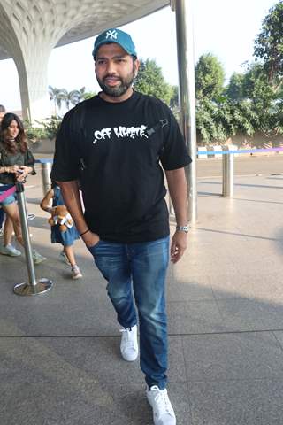 Rohit Sharma spotted at the Mumbai 