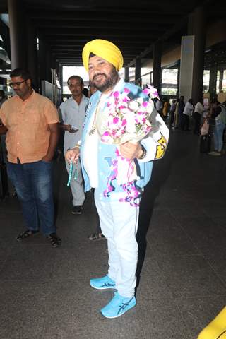 Daler Mehndi spotted at the Mumbai airport 