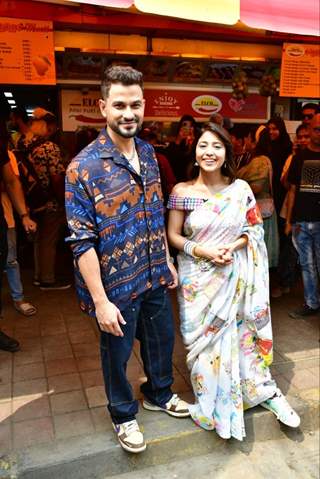 Kunal Kemmu and Shweta Tripathi snapped promoting their upcoming film Kanjoos Makhichoos in the city 