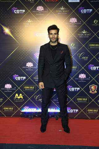 Karan Tacker snapped attending the Iconic Gold Awards 2023