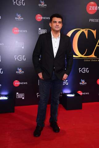 Siddharth Roy Kapur grace red carpet of the 5th edition of Critics’ Choice Awards
