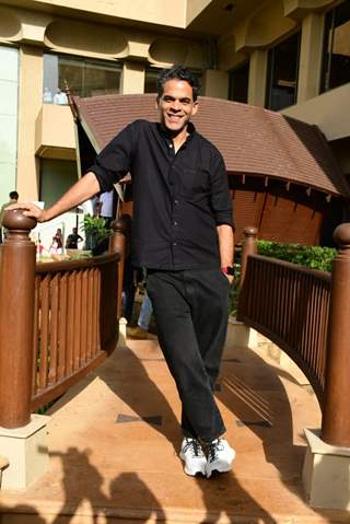 Vikramaditya Motwane snapped promoting Jubilee at JW Marriott in Juhu