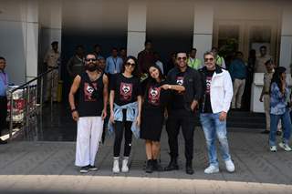 Chiyaan Vikram, Jayam Ravi, Karthi, Sobhita Dhulipala and Aishwarya Lekshmi snapped at Kalina airport to promote their film PS 2
