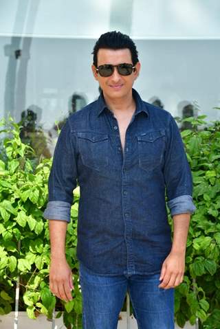 Sharman Joshi snapped promoting film Music School