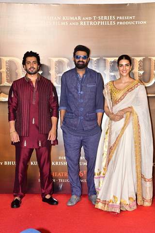 Sunny Singh, Prabhas, Kriti Sanon snapped at the trailer launch of Adipurush