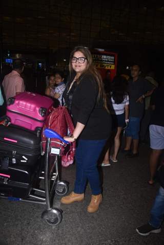 Anjali Anand snapped at Mumbai airport 