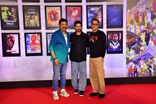 Kumar Sanu, Neil Nitin Mukesh, Vidhu Vinod Chopra