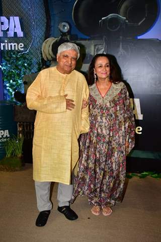 Soni Razdan, Javed Akthar 