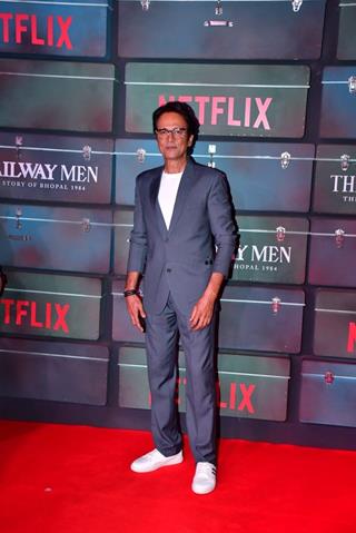 Kay Kay Menon