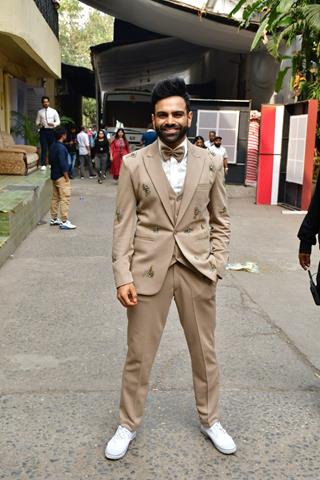 Sreeram Chandra spotted on the set of Jhalak Dikhhla Jaa 11