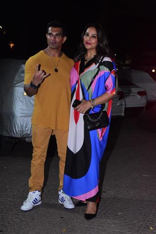 Bipasha Basu and Karan Singh Grover clicked in Bandra
