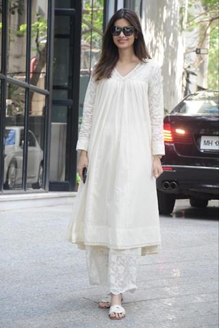 Diana Penty  snapped at Maddock office in Khar 