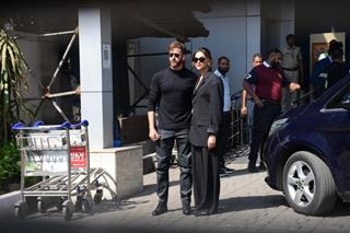 Hrithik Roshan and Deepika Padukone snapped at the Mumbai airport 