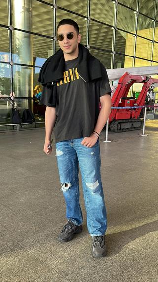 Vedang Raina spotted at the airport