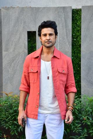 Rajeev Khandelwal snapped promoting their upcoming show 'Showtime'