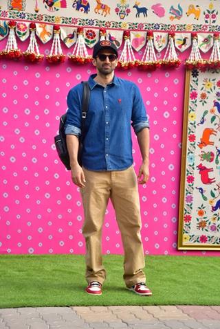 Aditya Roy Kapur spotted at the Jamnagar airport