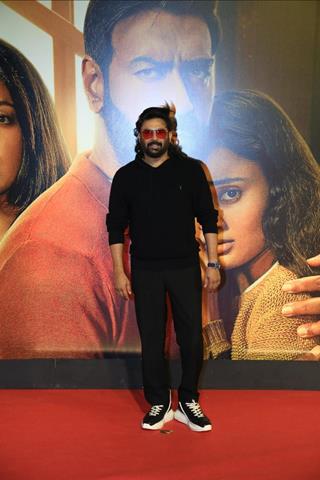 R. Madhavan grace the premiere of Shaitaan