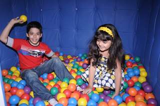 Ziyah and Darsheel in the movie Bumm Bumm Bole