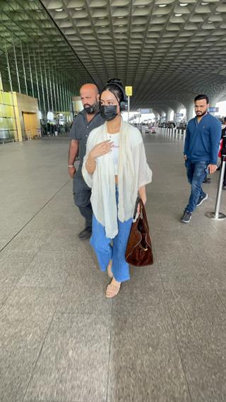Nysa Devgan spotted at the airport