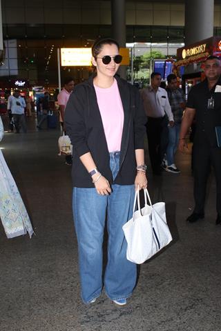 Sania Mirza spotted at the airport