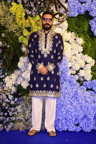 Abhishek Bachchan attend Anand Pandit’s daughter Aishwarya's wedding reception