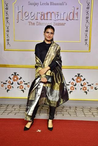 Fatima Sana Shaikh grace the premiere of Heeramandi