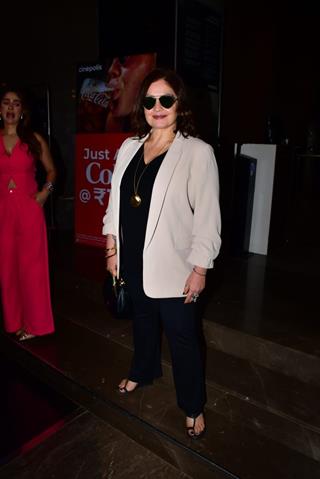 Pooja Bhatt  grace the Trailer launch of Tipppsy