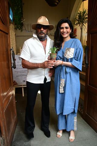Jackie Shroff spotted in the city for Karishma Tanna's Podcast 