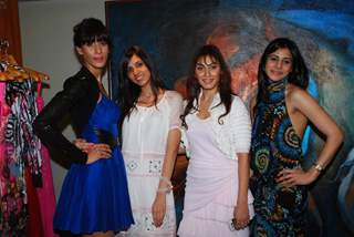 Manjari Phadnis and Soniya Mehra at Nishka Lulla''s fashion Preview at Fuel in Mumbai
