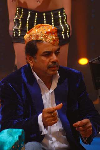 Bollywood actor Paresh Rawal on location of film &quot;Na Ghar Je Na Ghat Ke&quot; at Filmistan