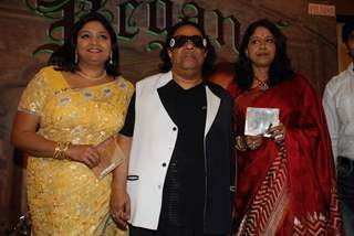 Kavita Krishnamurthy and Ravindra Jain Launches Ritu Johri''s Album Bengangi at Hotel Sea Princess