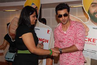 Ranbir Kapoor meets the Rocket Singh contest winners of contest2wincom at Yashraj Studios