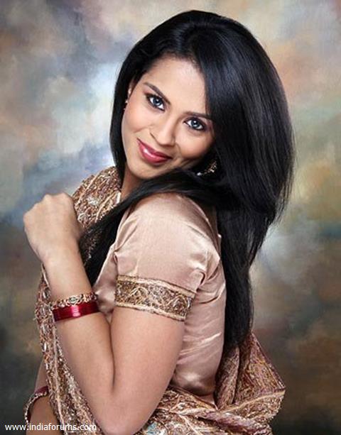 Sana Saeed 1989