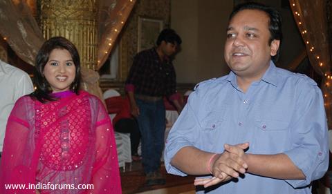 Kavita Barjatya & Punit Goel at “Yahan Main Ghar Ghar Kheli” celebrates the completion of one year