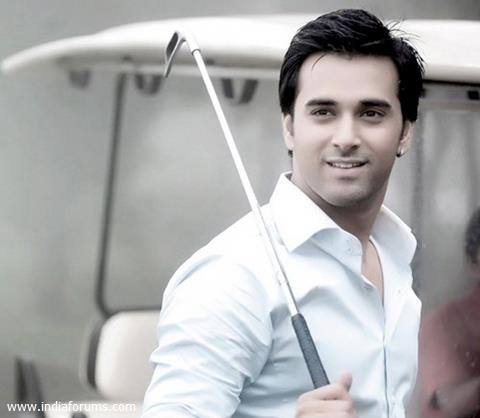 Pulkit Samrat