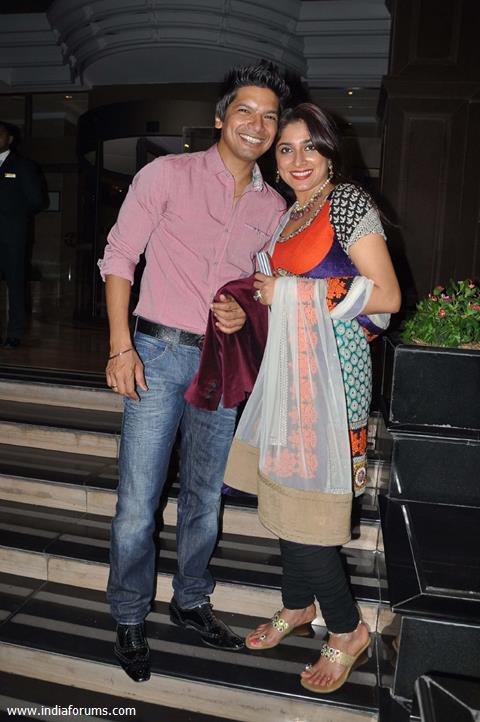 Shaan with wife Radhika at Sunidhi Chauhan's Wedding Reception