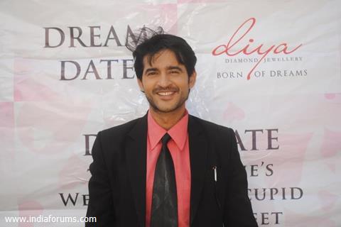 Hiten Tejwani in Dream Date