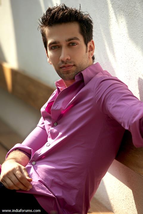 Nakuul Mehta