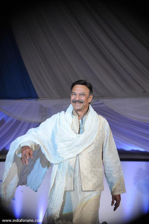 Suresh Oberoi Walks For ‘Global Peace Initiative’