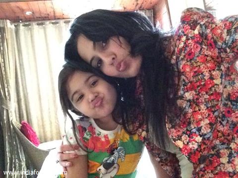 Kamya Punjabi with her Daughter