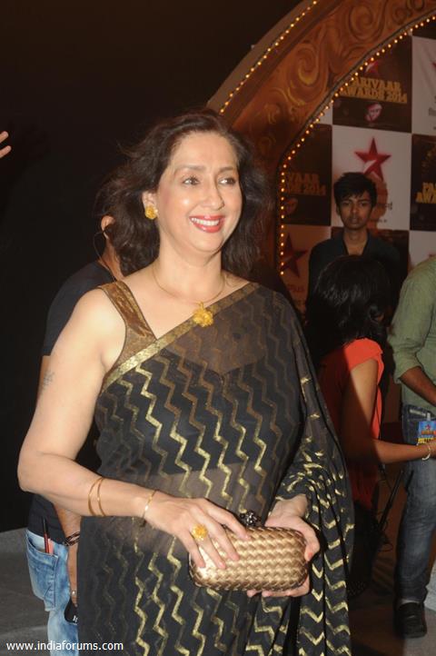 Neena Kulkarni at Star Parivaar Awards 2014