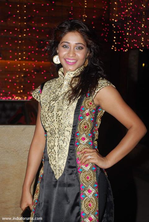 Amrapalli Gupta poses for the media at the Launch of Servicewali Bahu
