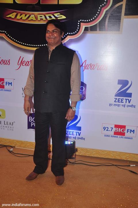 Akhilendra Mishra at Gold Awards