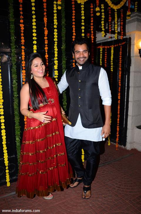 Shabbir Ahluwalia and Kanchi Kaul at Ekta Kapoor's Diwali Bash