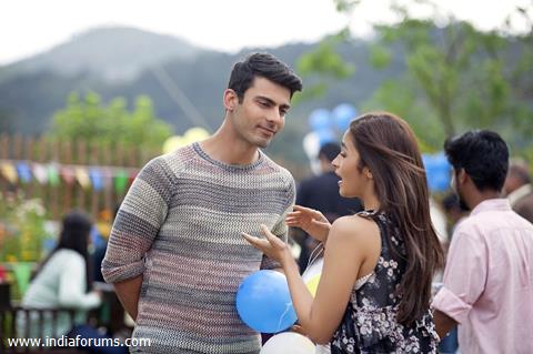 Alia Bhatt and Fawad Khan in Kapoor & Sons