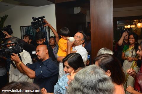 Suresh Oberoi and Family Bid Farewell to 'Ganpati Bappa'
