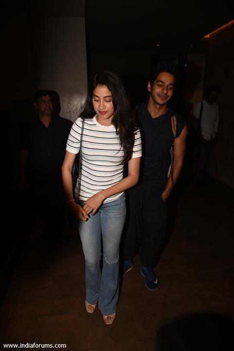 Jahnavi with Ishaan's family at the screening of Beyond the Clouds